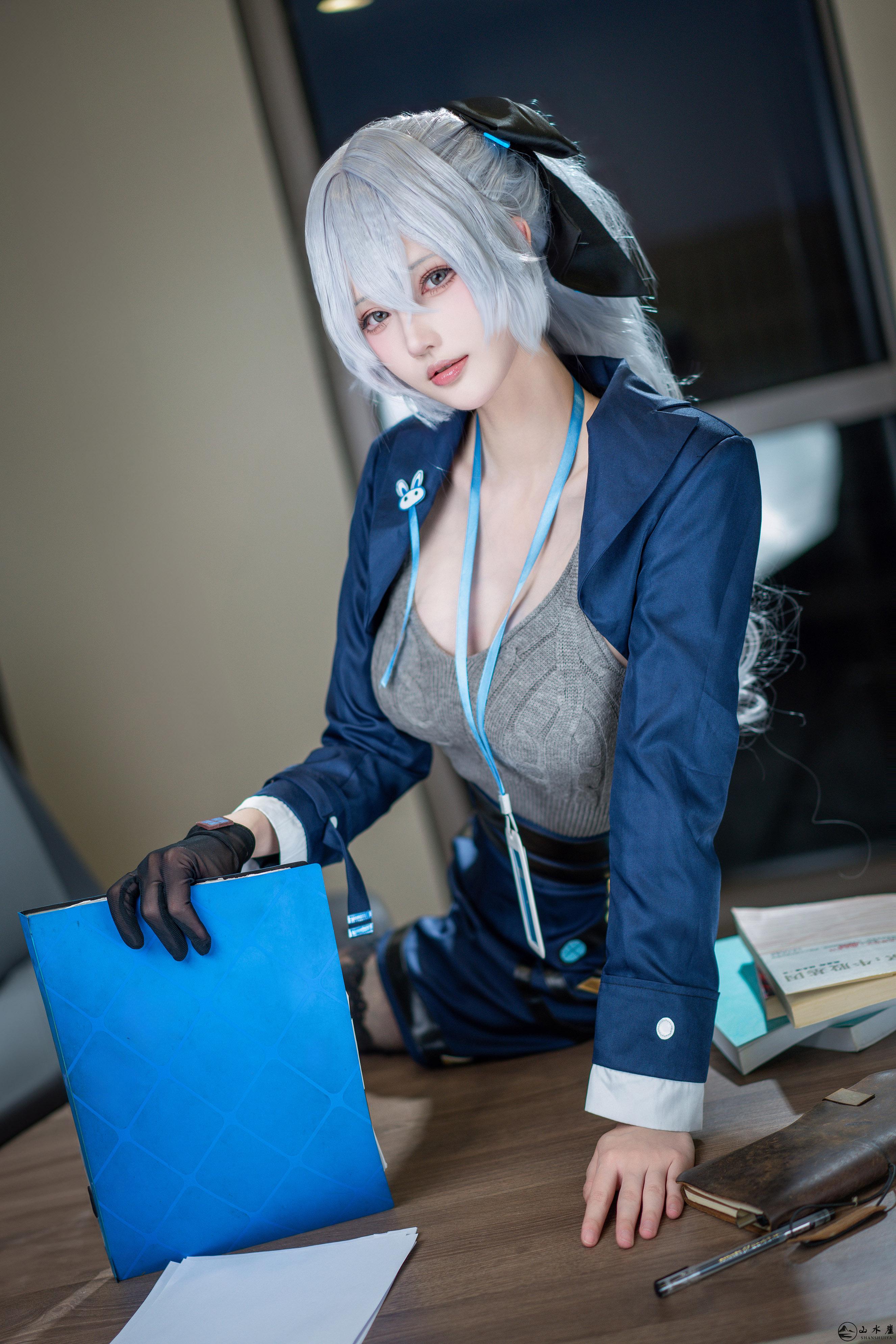 [图片：c262f74ab8f7804c7d61d8a05cbef579.jpg]